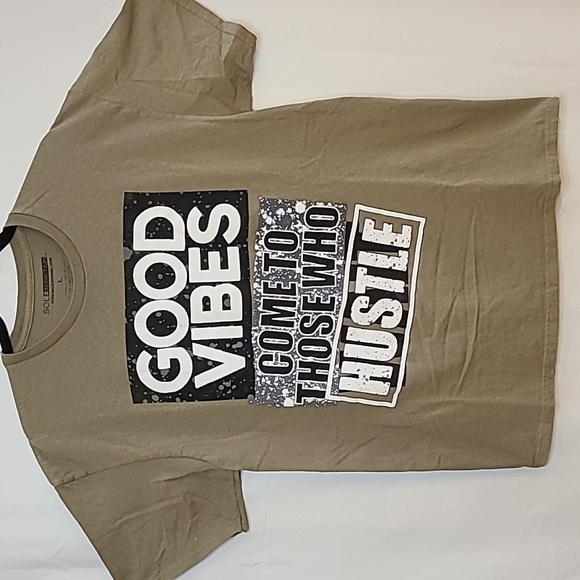 Men's SoleAddiction "Good Vibes Come To Those Who Husttle" T-Shirt Size Large - Picture 1 of 8